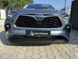 Toyota Highlander 16