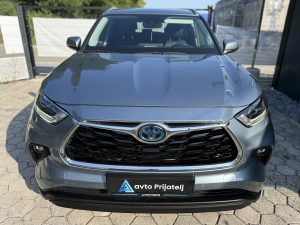 Toyota Highlander 5