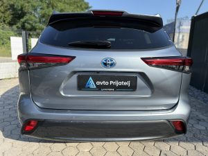 Toyota Highlander 18