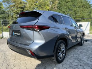 Toyota Highlander 11