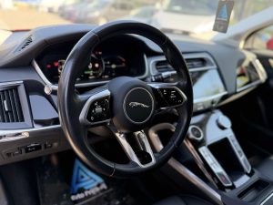 Jaguar I-Pace 17