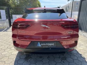 Jaguar I-Pace 3