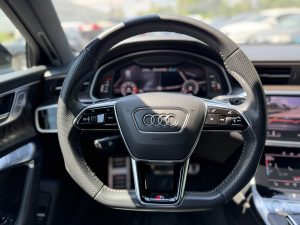 Audi A6 Avant Quattro 10