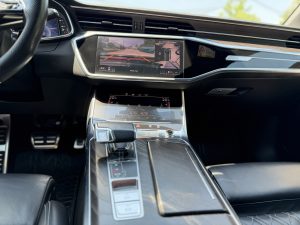 Audi A6 Avant Quattro 13