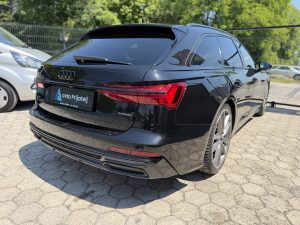 Audi A6 Avant Quattro 7