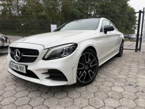 Mercedes-Benz C300 d Coupe 1